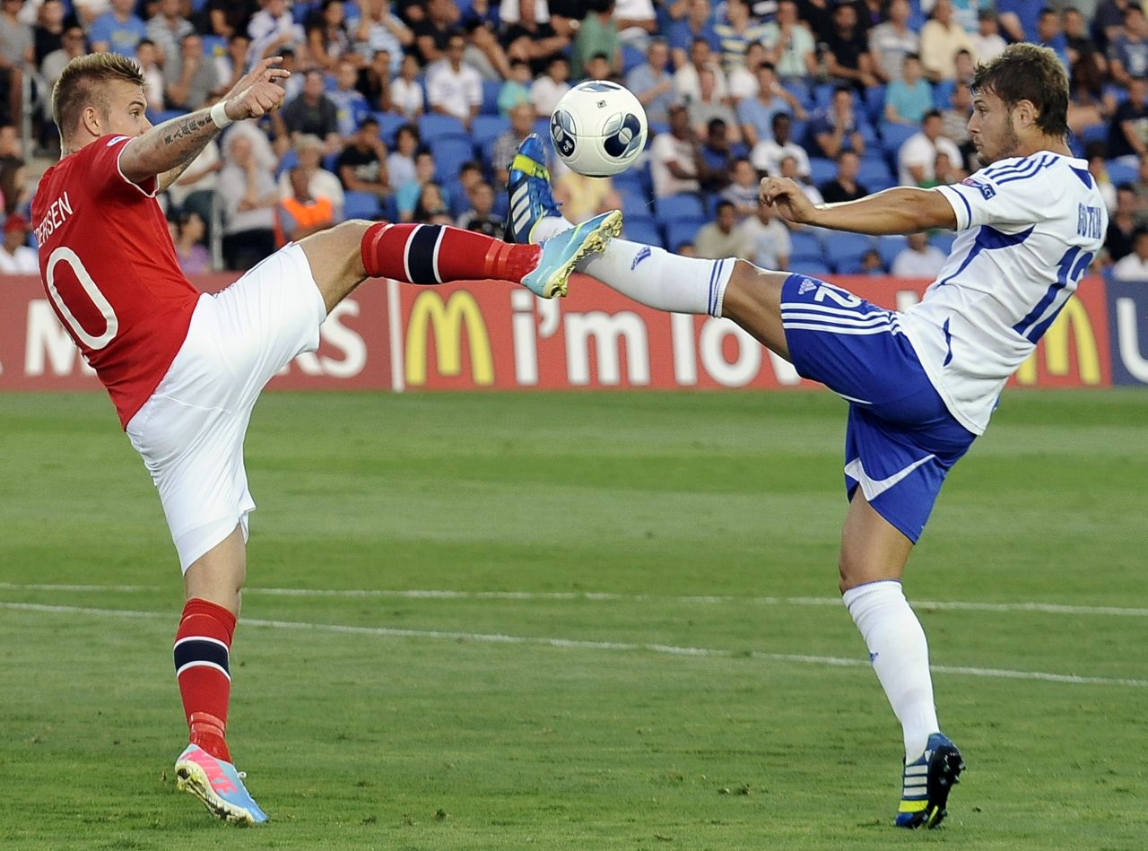 The first game of the 2013 UEFA Under-21 Championship was between hosts Israel and Norway on Wednesday at the Netanya Stadium, and finished 2-2.