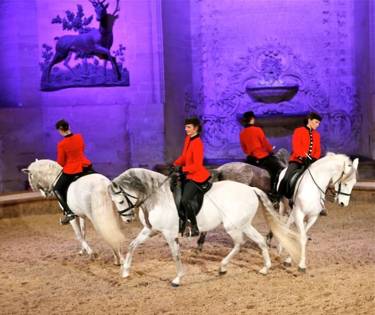 The historic site also has 30 breeds of horses, with trainers in distinctive red jackets putting on regular performances for visitors.