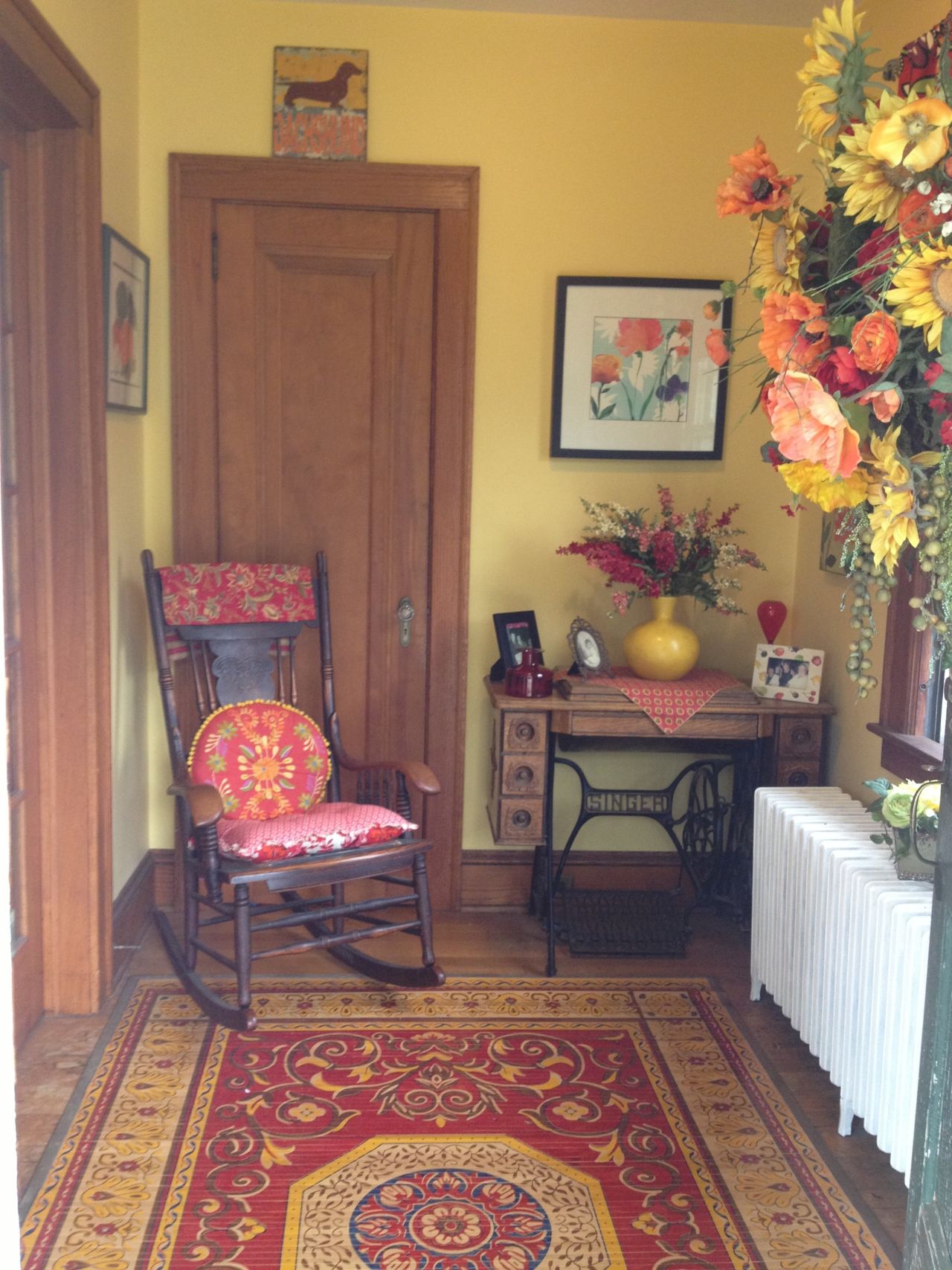 <a href="http://ireport.cnn.com/docs/DOC-988433">Jill Deane</a>'s "vibrant-eclectic" style continues from her front porch into the foyer of her 1920s home.