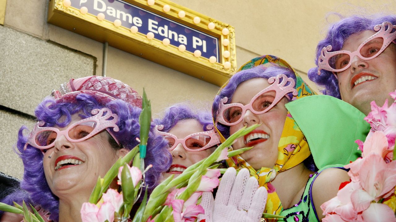 In 2007, "Brown Alley" in Melbourne was renamed "Dame Edna Place" in honor of the local housewife and worldwide superstar.