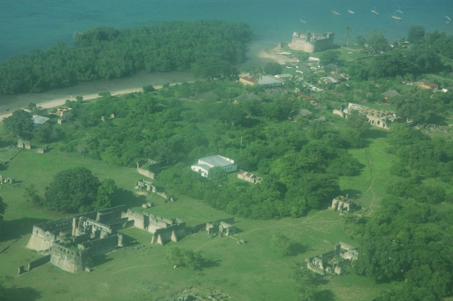Kilwa was situated on an island off the coast of modern-day southern Tanzania. The city was founded in the late 10th century but was nearly destroyed by the Portuguese in 1505. Thereafter, it started declining before eventually being abandoned.
