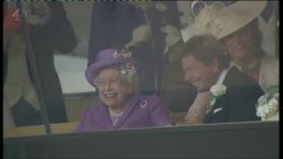 winning post queen reacts ascot win_00001424.jpg