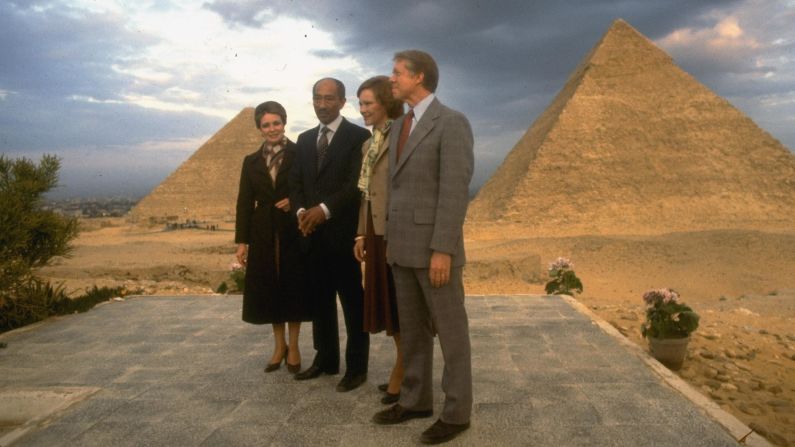 Left to right, President Jimmy Carter and wife Rosalynn, Egyptian President Anwar Sadat and wife pose in front of the Giza pyramids in Egypt, in March 1979.