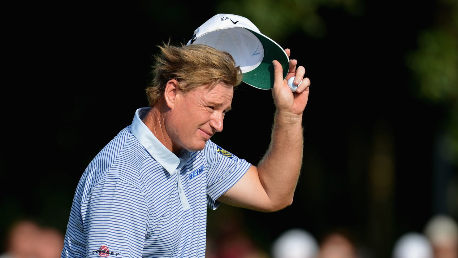 Ernie Els stayed ahead of his rivals with a last hole birdie in the BMW International second round in Munich.