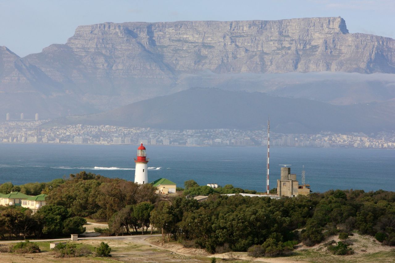 The Robben Island lighthouse was installed in 1864.