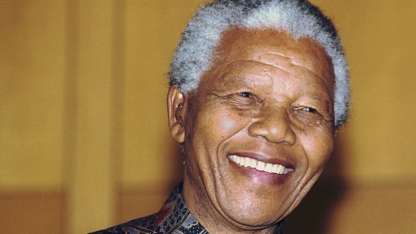 GERMANY - MAY 22: Nelson Rolihlahla MANDELA, president of the republic of South Africa, president of the ANC ( African National Congress ) and winner of the Nobel Peace Price, during state visit in Germany. (Photo by Ulrich Baumgarten via Getty Images) 