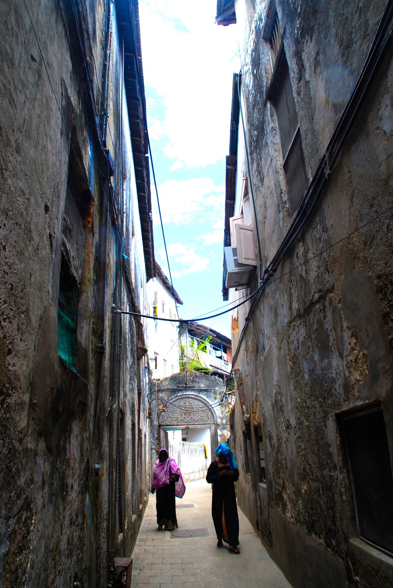 Guests can spend days losing themselves in the winding, narrow streets of Stone Town, marveling at the minarets that spear the skyline, as well as exploring the colonial buildings leftover from the Portuguese, British and Germans. 