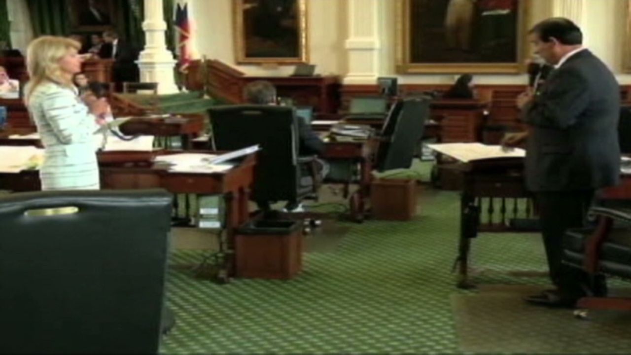 cnnee valencia us texas abortion bill_00005524.jpg