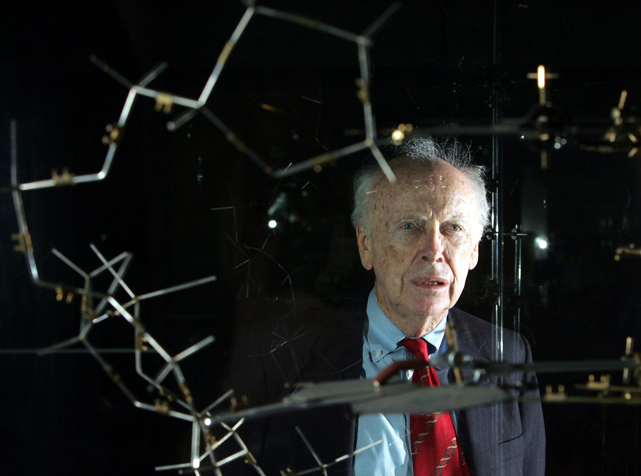 James Watson to sell Nobel Prize medal