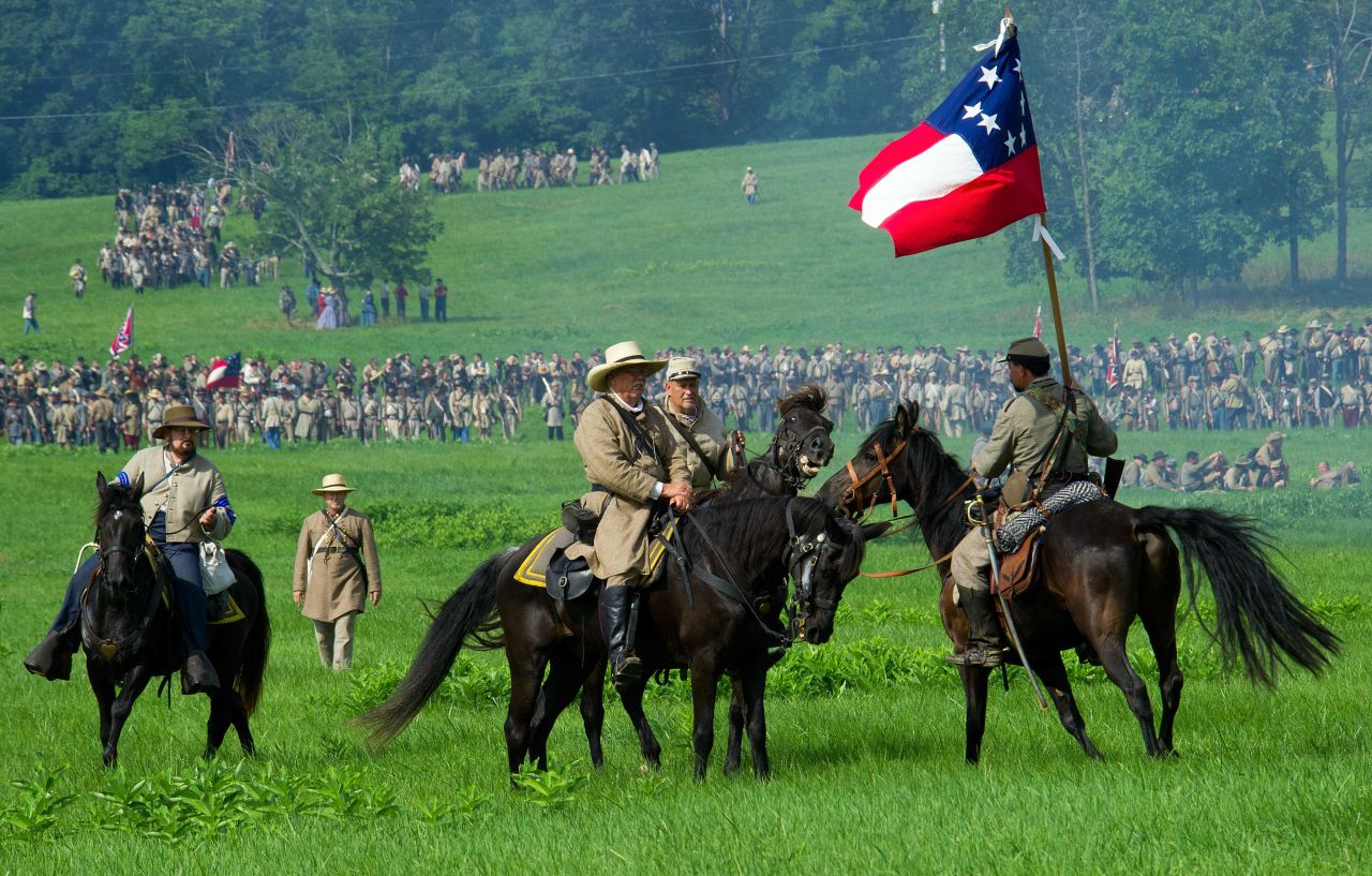 Confederate officers give orders while advancing on Union positions on June 28.