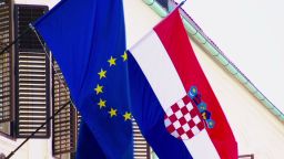 dos santos croatia eu entry_00013525.jpg