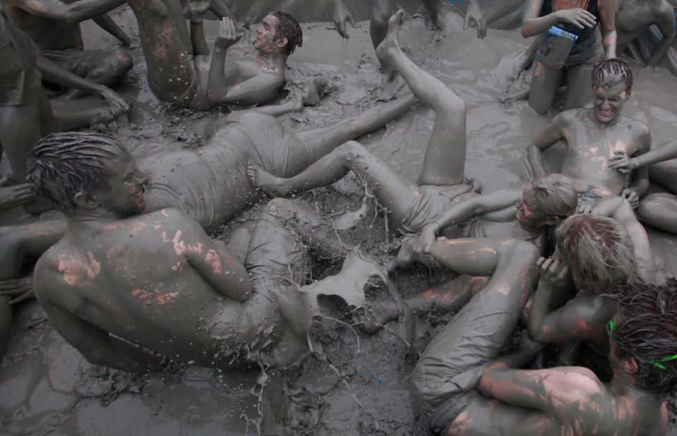 Not to be outdone, each year mud enthusiasts descend on Daecheon Beach in South Korea for the annual Boryeong Mud Festival. Last year, 2.6 million people participated, many diving in to the mud marathon, mud wrestling, and several other mud-related activities on offer.