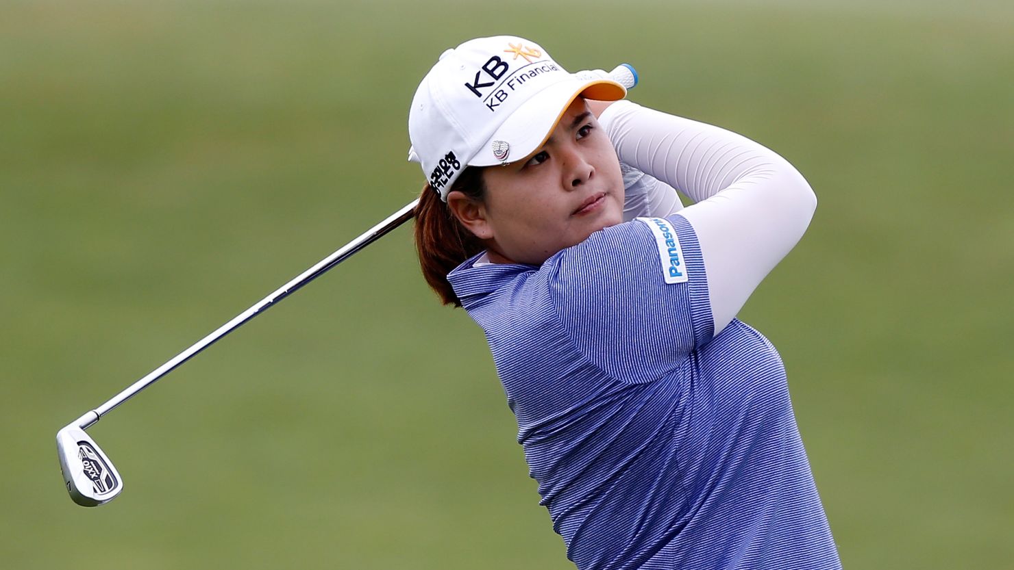 South Korea's Inbee Park is in line to become the first golfer to win four professional majors in one year.