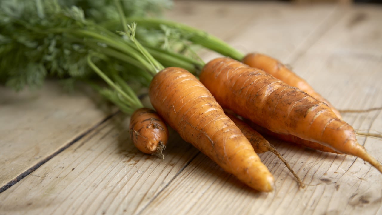 The beta-carotene found in carrots is one of the most potent carotenoids and protects your skin from the sun.