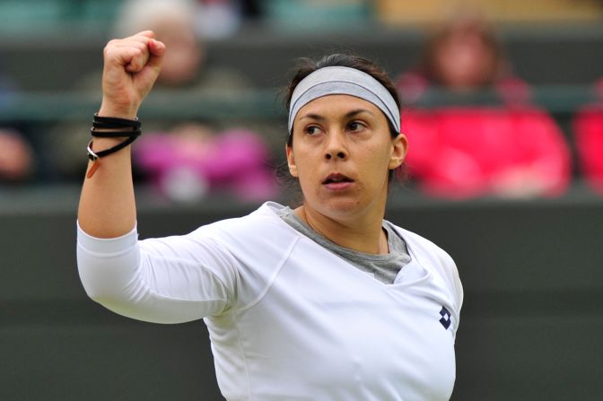 France's Marion Bartoli booked her place in the last four with a 6-4 6-3 win over U.S. star Sloane Stephens in a contest delayed by rain.