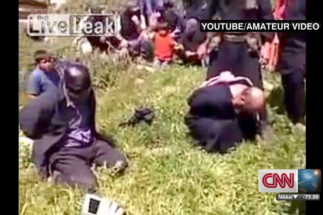 Horrific video shows beheading in Syria | CNN