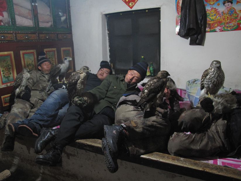 After capturing wild falcons from the forest, Jilin masters must spend several days in isolation taming them. 