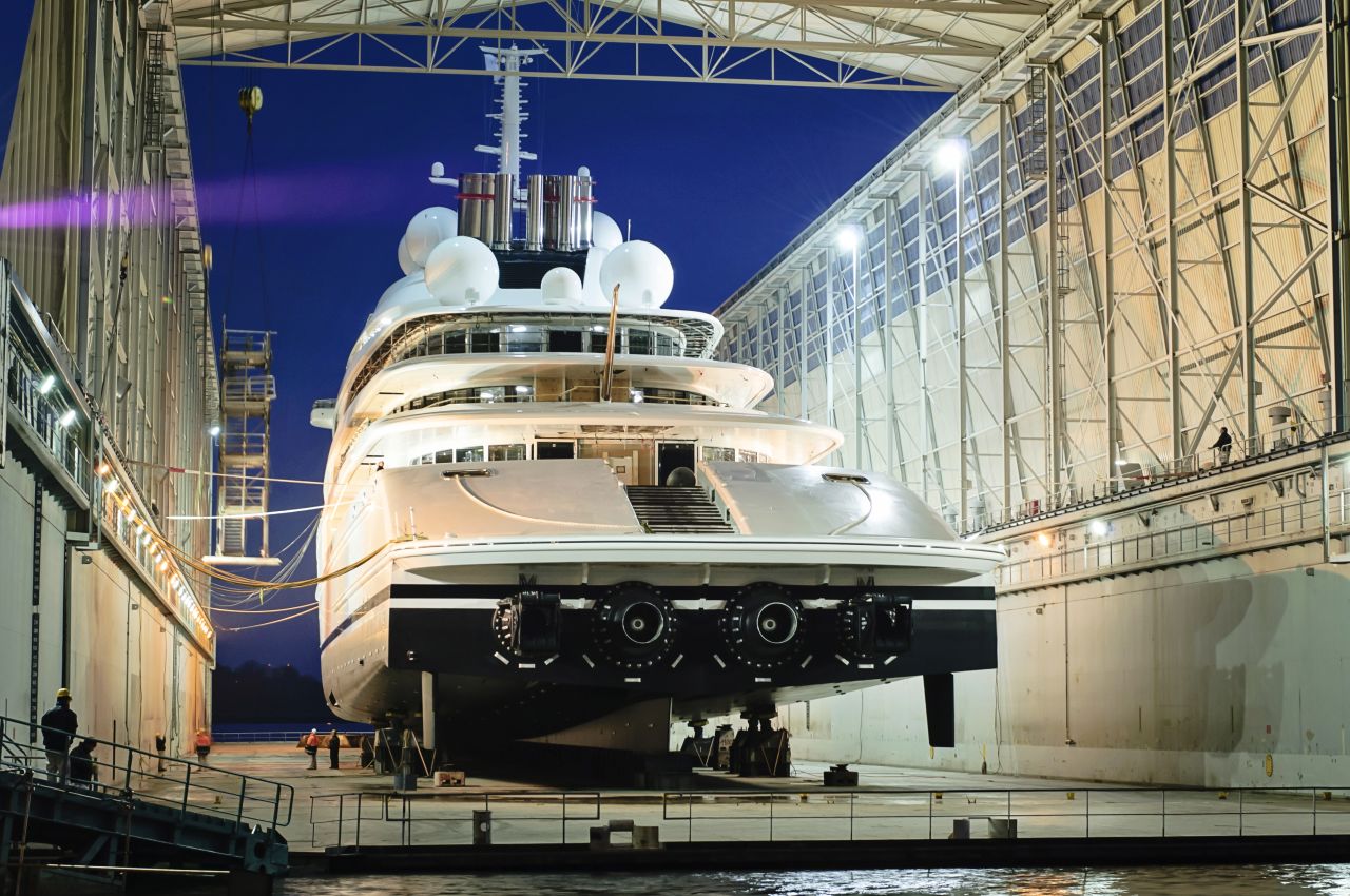 the world's largest superyacht