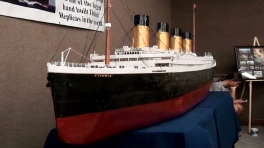 dnt in titanic ship replica_00000825.jpg