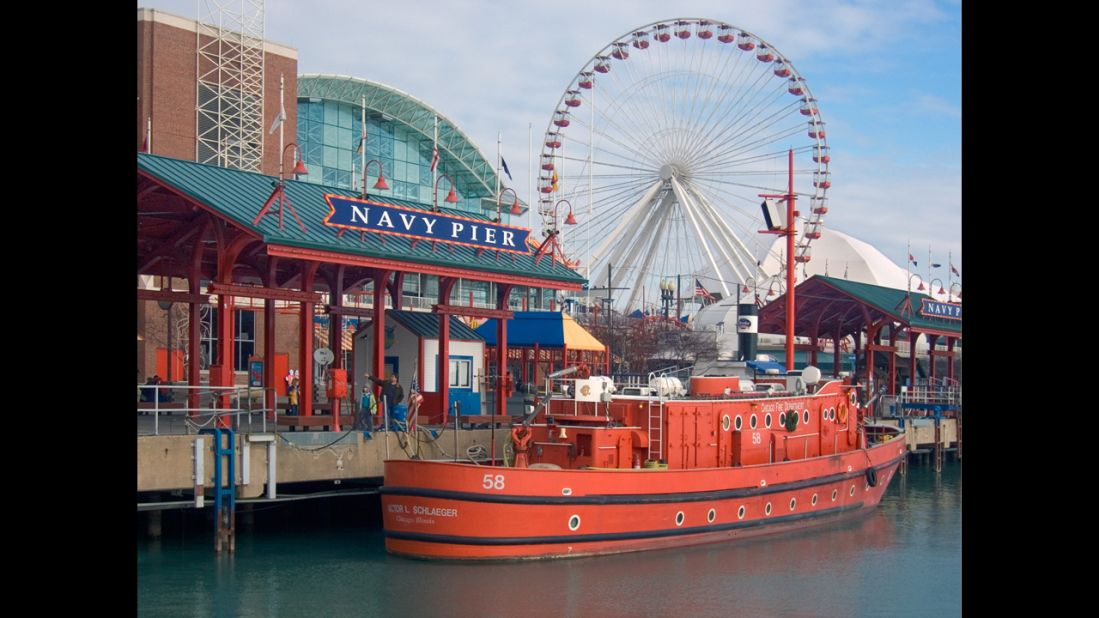 The Navy Pier has many family fun attractions, but the Ferris wheel is definitely a favorite. Carrying 240 people total in rotations of seven minutes, the wheel offers views of Chicago and Lake Michigan.
