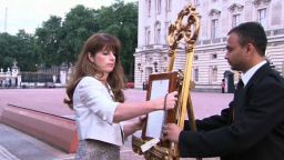 Royal Notice Gilded Easel