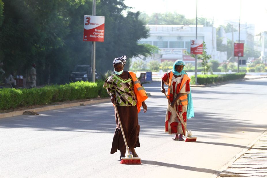"Street Cleaners" - N'Djamena, Chad, 2011.