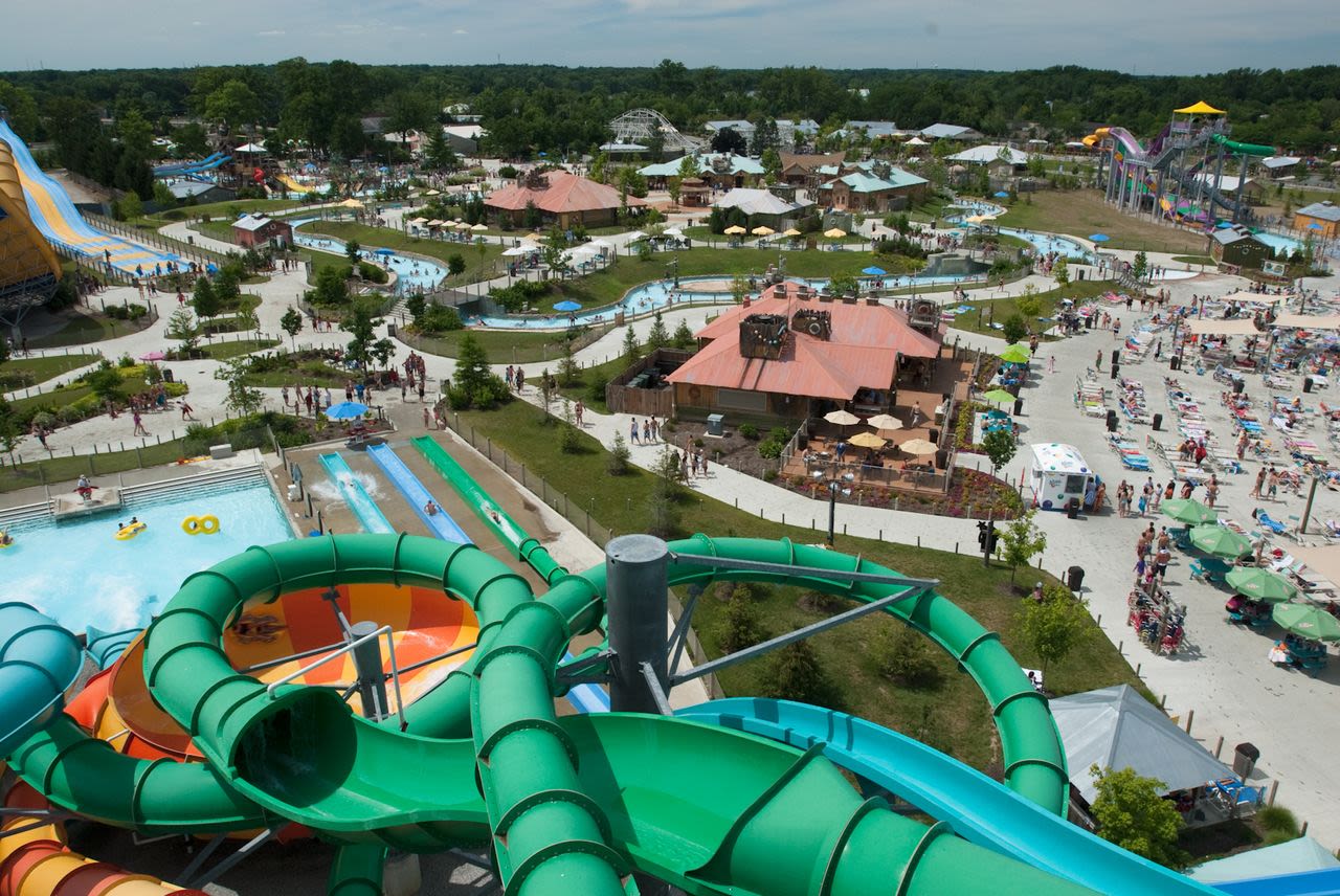 When visitors buy tickets to Zoombezi Bay water park in Powell, Ohio, they also get admission to one of the most famous zoos in the world: the Columbus Zoo and Aquarium, right next door.