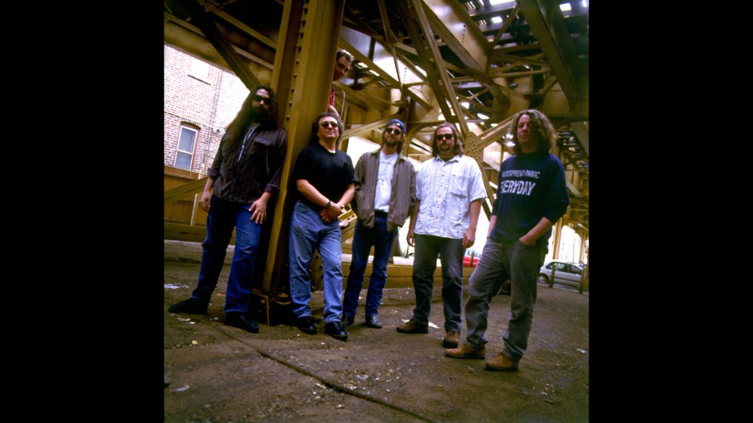 Jam band Widespread Panic has performed Cale's "Travelin' Light" at multiple recorded live shows throughout their career which reaches back to the 1980s.