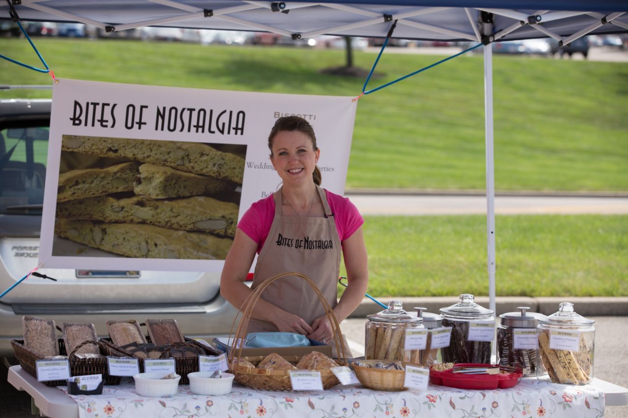 After losing her job in 2008, <a href="http://ireport.cnn.com/docs/DOC-1007162">Jessica Vu</a> transformed herself into a baker. She whips up biscotti in her kitchen and sells them to local grocery stores and at a farmers' market stall in Dayton, Ohio. 