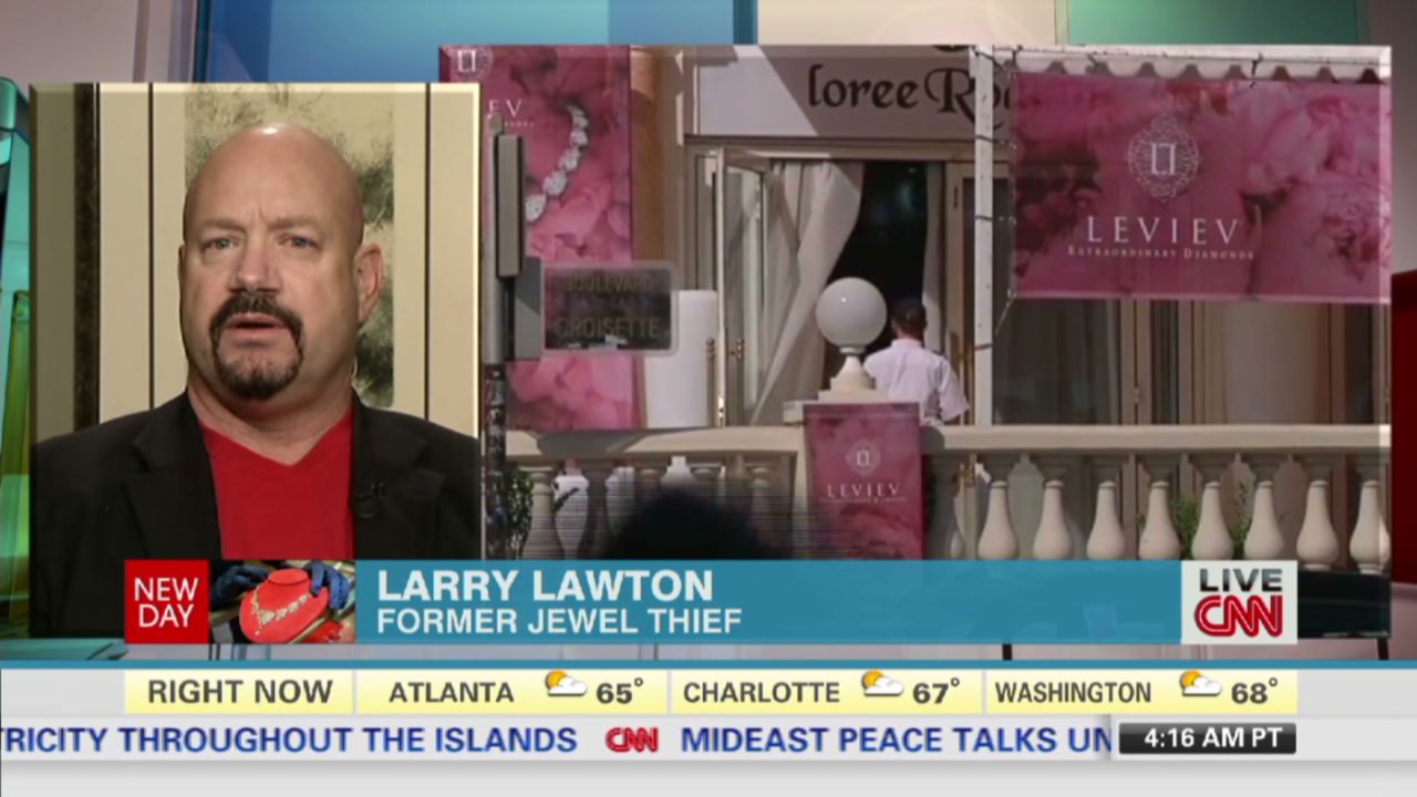 exp newday lawton larry jewel heist_00005021.jpg