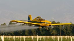 planes crop duster