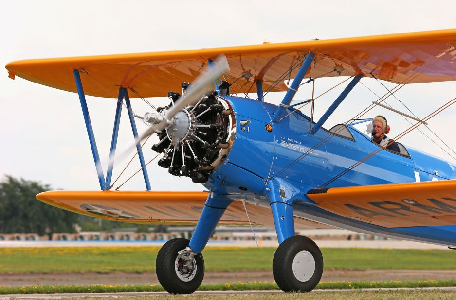 flying who | film right pilot Meet the Disney\'s \'Planes\' CNN kept
