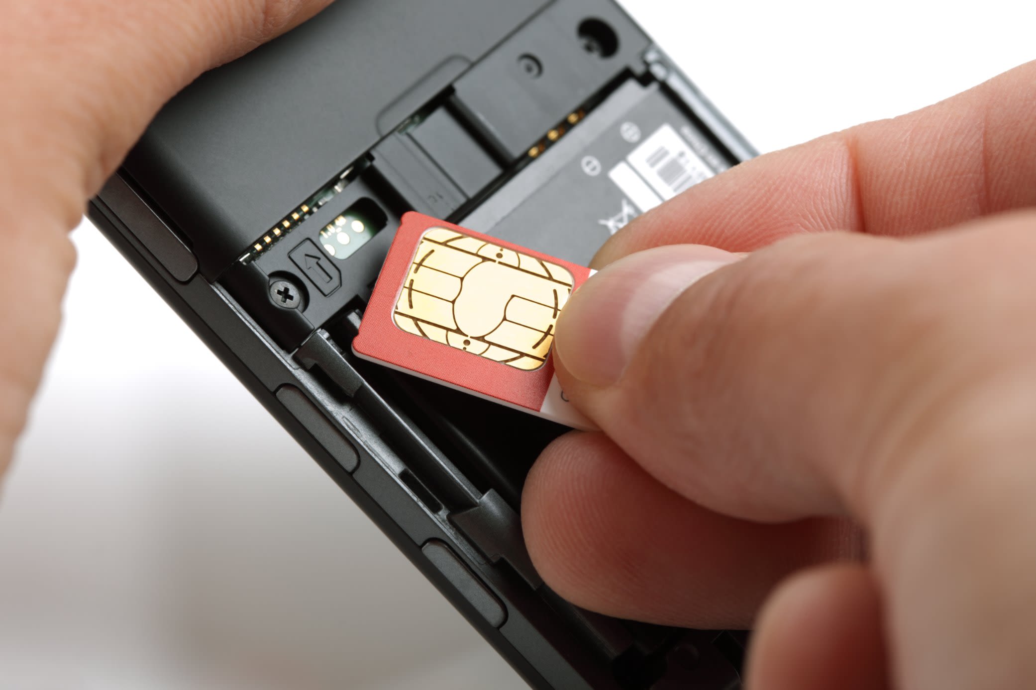 SIM card hack inspires quick fix by carriers | CNN Business