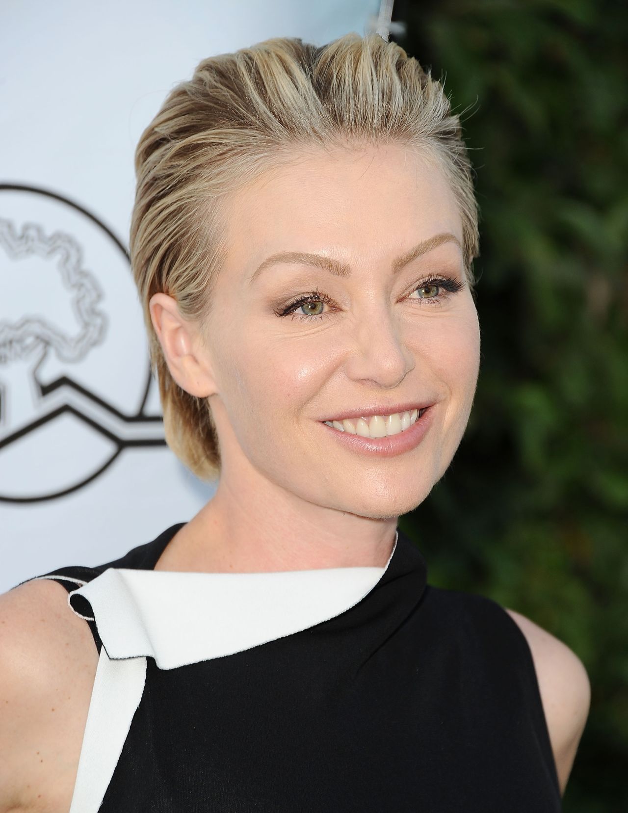 "Arrested Development" star Portia de Rossi and her wife, Ellen DeGeneres, have decided not to have children. "You have to really want to have kids, and neither of us did," de Rossi <a href="http://www.out.com/entertainment/television/2013/04/11/portia-de-rossi?page=0,2" target="_blank" target="_blank">told Out in 2013. </a>