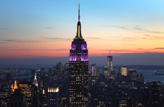 FloridaTix.com analyzed wedding proposals posted on YouTube to calculate that the Empire State Building is the 10th most popular place to propose. Who wouldn't fall for a view like that?