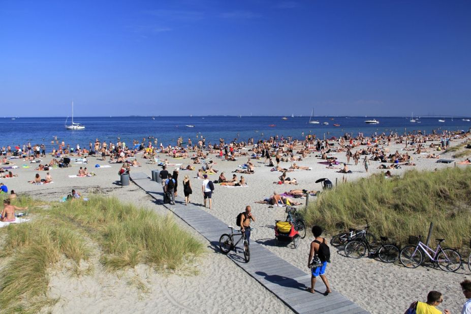 Amager Beach Park has almost three miles of beach. The northern end is wild, with winding paths and sand dunes -- people come for picnics and play. The southern end has the new "city beach," with a broad promenade and boat marina.