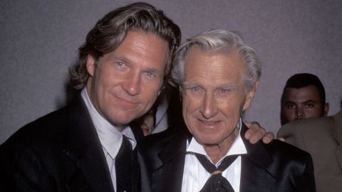 Prolific actor Lloyd Bridges seemed to pass on the acting bug to his son Jeff early on. Dad starred in movies such as 1952's "High Noon" and TV series such as "Sea Hunt," a popular show that young Jeff got his start on in the late '50s. By 1971, Jeff established himself as a breakout star with an acclaimed role in "The Last Picture Show." Lloyd's son Beau also has had a successful career in movies and TV.