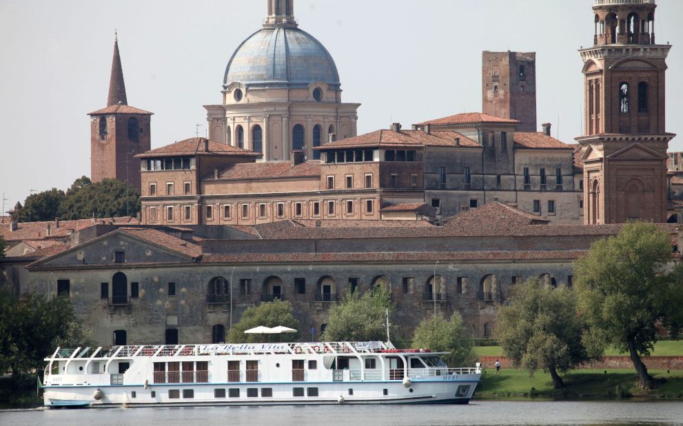 River cruising on the peninsula is a vibrant business. Italian rivers aren't as long or easily navigated as those in the rest of Europe, but visitors can float from one beautiful UNESCO World Heritage Site to another.