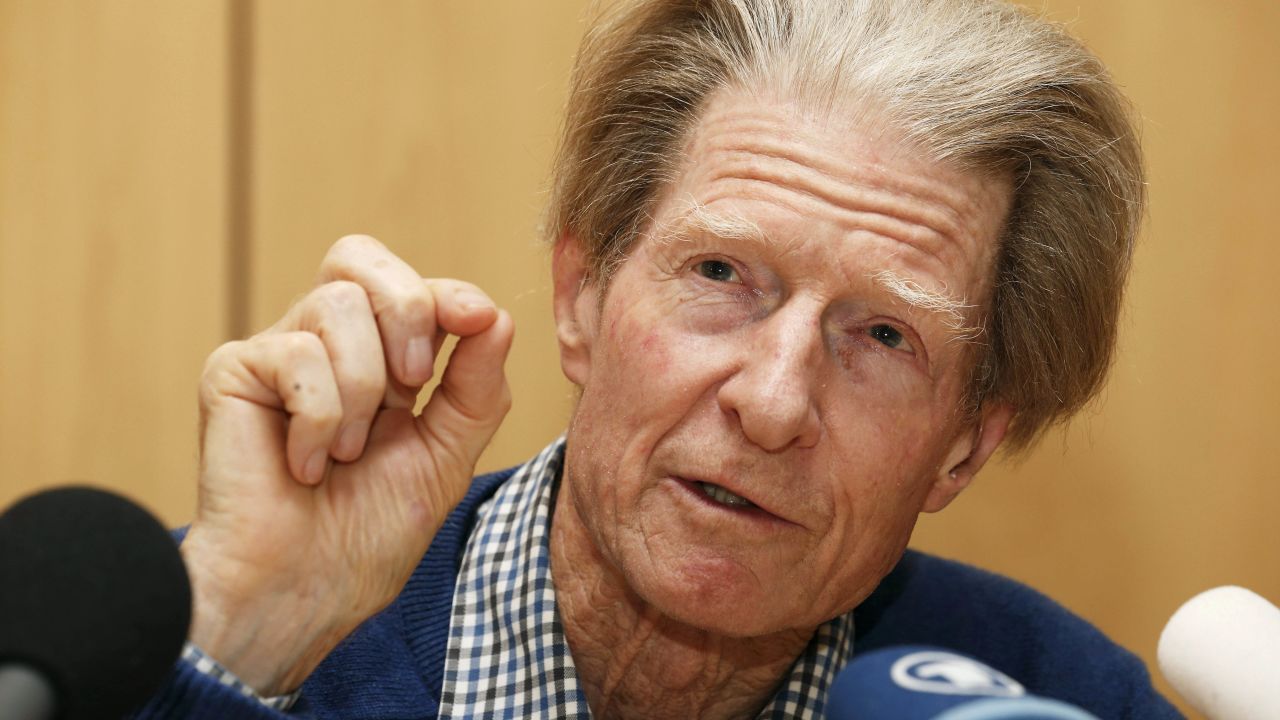 In October 2012, Sir John Gurdon and Shinya Yamanaka were awarded the Nobel Prize for Physiology or Medicine for discovering how to make pluripotent stem cells. They both showed that cells could be reprogrammed after they had specialized. This changed scientists' understanding of how cells and organisms develop.
