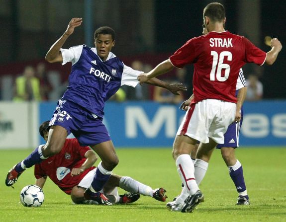 Kompany made his Anderlecht debut in 2003. The defensive player had been with the club's academy since 2000 and went on to win the Belgian Championship with the team in 2004 and 2006.