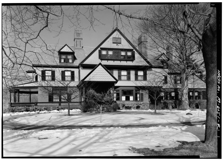 President Theodore Roosevelt's Sagamore Hill home, in Oyster Bay, New York, often served as his vacation retreat. 