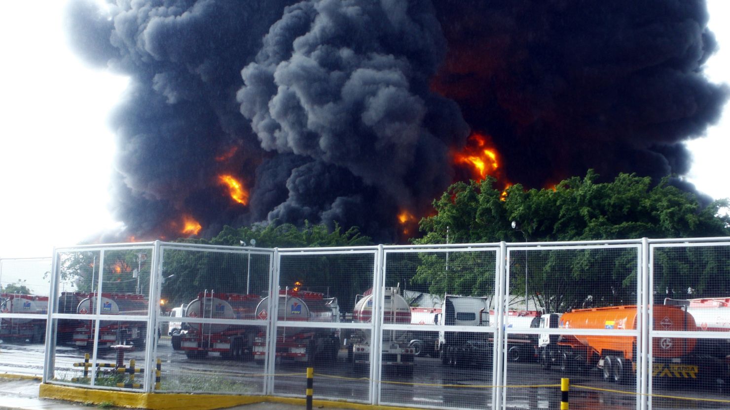 Partial view of the refinery of Guaraguao after a fire broke when a lightning struck a treatment pond, August 11, 2013.