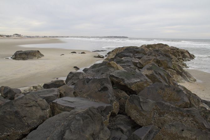 <a href="http://www.hamptonbeach.org/" target="_blank" target="_blank">Hampton Beach State Park</a>'s rugged beauty and pristine waters are what make this beach a state favorite. This rock formation separates the southern end of the New Hampshire state park from its Massachusetts neighbor.