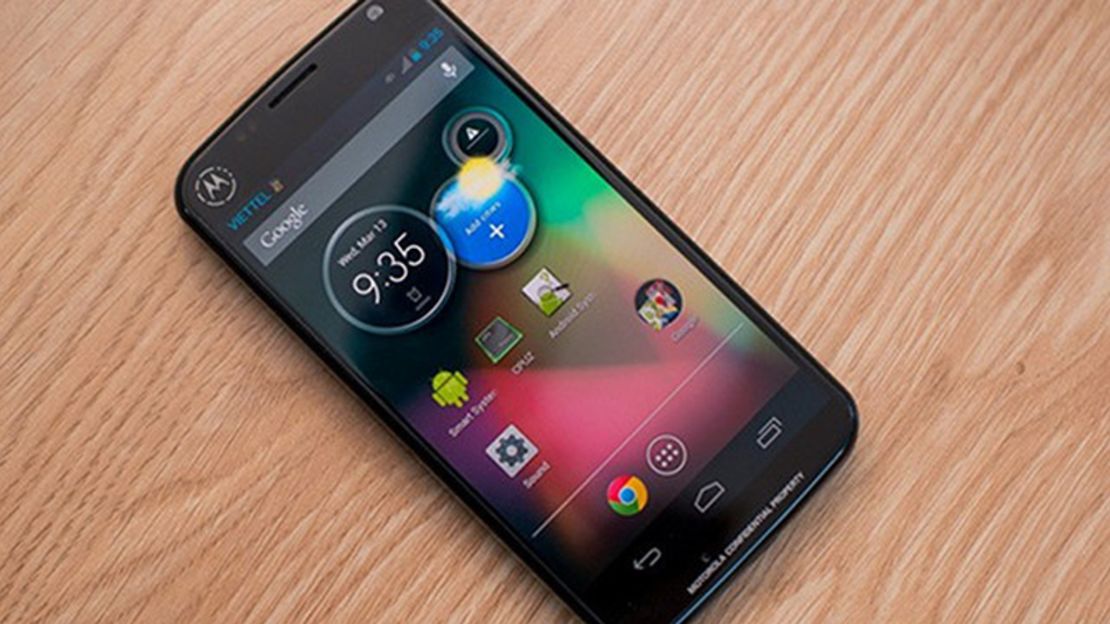 Fly Or Die: Motorola Moto X