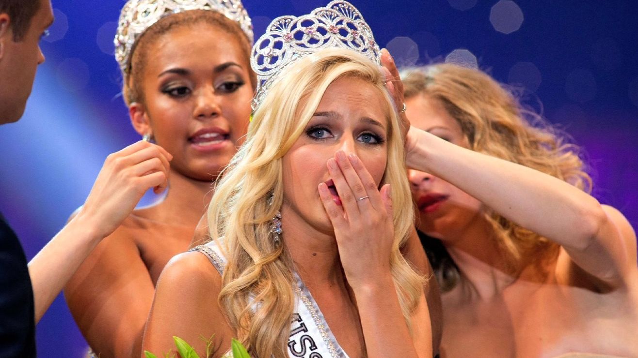 1316px x 740px - Beauty queen says webcam was hacked | CNN