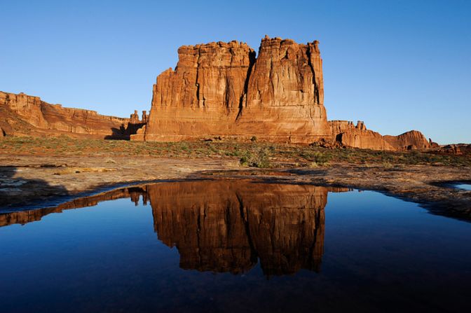 <a href="index.php?page=&url=http%3A%2F%2Fwww.cnn.com%2F2013%2F08%2F22%2Ftravel%2Farches-summer-park%2Findex.html">Arches National Park</a> is one of 401 National Park Service sites to close to visitors during the government shutdown.