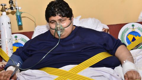 Khalid bin Mohsen Shaari weighs 1,345 pounds (610kg) and is unable to move by himself.