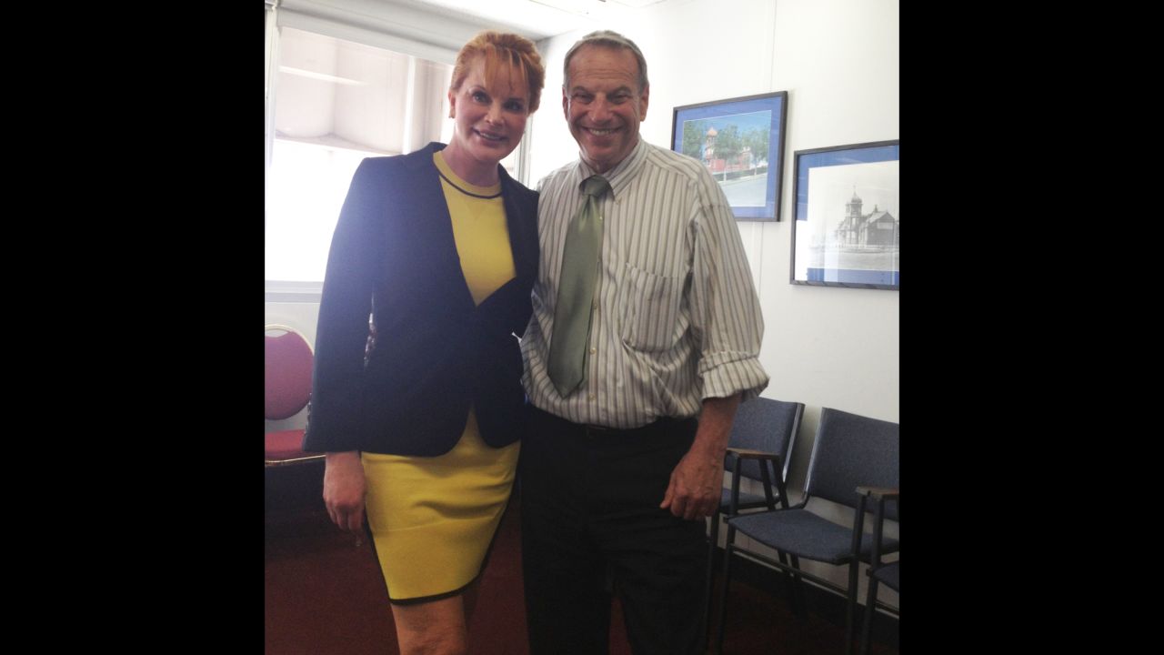 Businesswoman <a href="http://www.cnn.com/2013/08/21/us/san-diego-mayor-bob-filner-scandal/index.html" target="_blank">Dianne York</a> told CNN that<a href="http://www.cnn.com/2013/08/21/us/san-diego-mayor-bob-filner-scandal/index.html"> San Diego Mayor Bob Filner </a>put his hands on her buttocks during this photo op after a meeting three months ago. York said there were witnesses. She said both her advisers and Filner's were in the room at the time. Click through the gallery of other women who have come forward in the case.