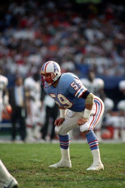 Linebacker John Grimsley of the Houston Oilers died of an accidental gunshot wound to the chest in 2008. Analysis of his brain tissue confirmed damage to the neurofibrillary tangles that had begun to affect his behavior and memory.