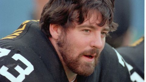 The death of 36-year-old Pittsburgh Steelers offensive lineman Justin Strzelczyk put the link between football and CTE in the national spotlight. Strzelczyk was <a href=